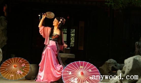 灯烛意象的文人情怀