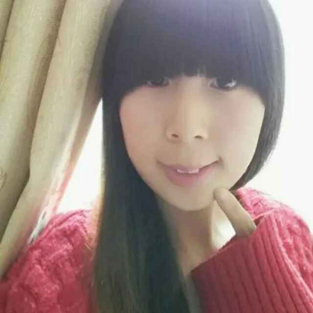 阳光下漫步