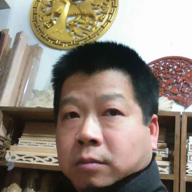 宽肩膀