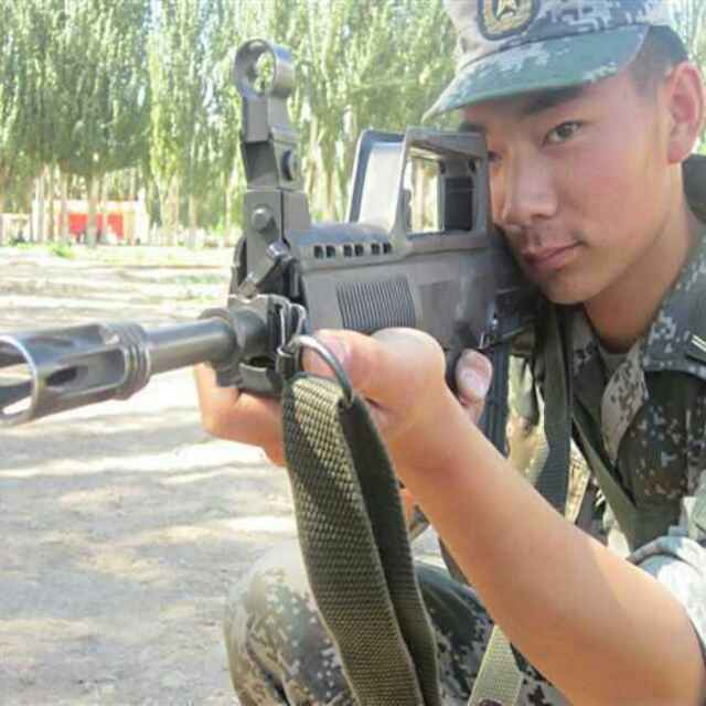 敖华