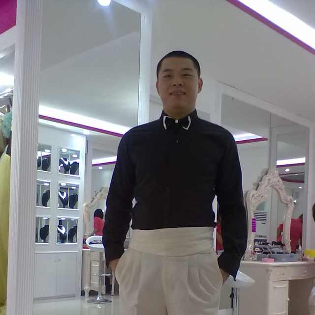 低调超人