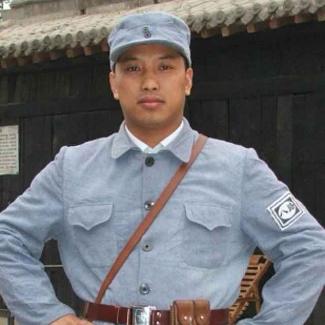 李阳