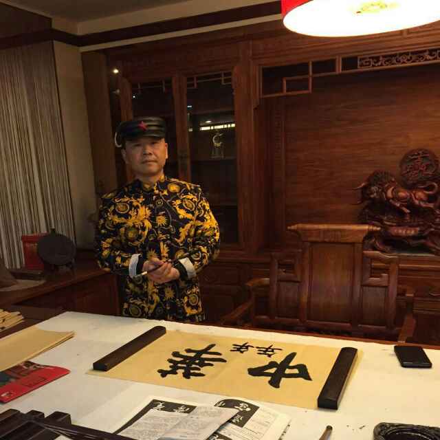 乐福居红木.红军解放军刘朝阳