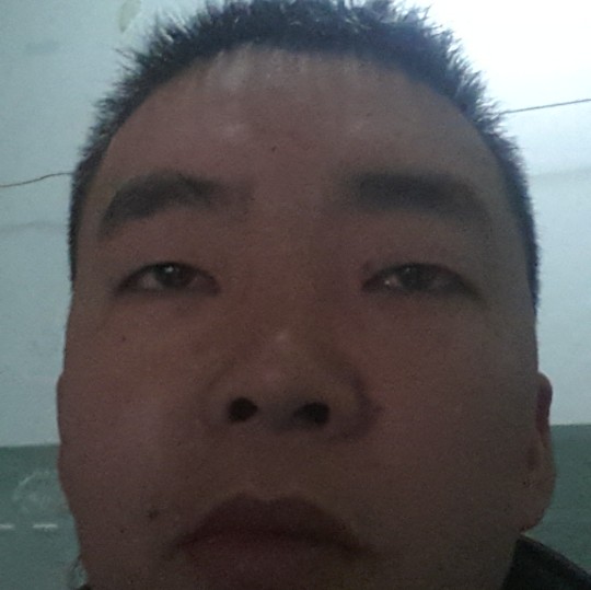 专业批发套装门、整体衣柜