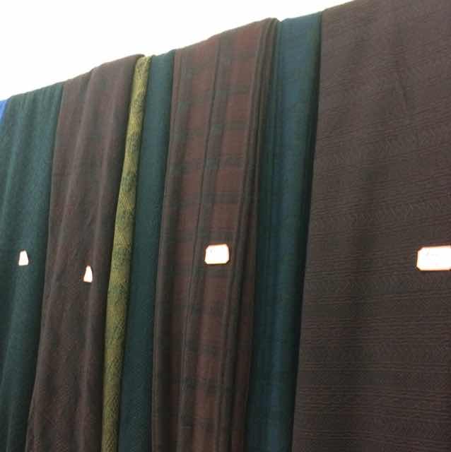 提花布、针织罗纹、粗针毛呢面料