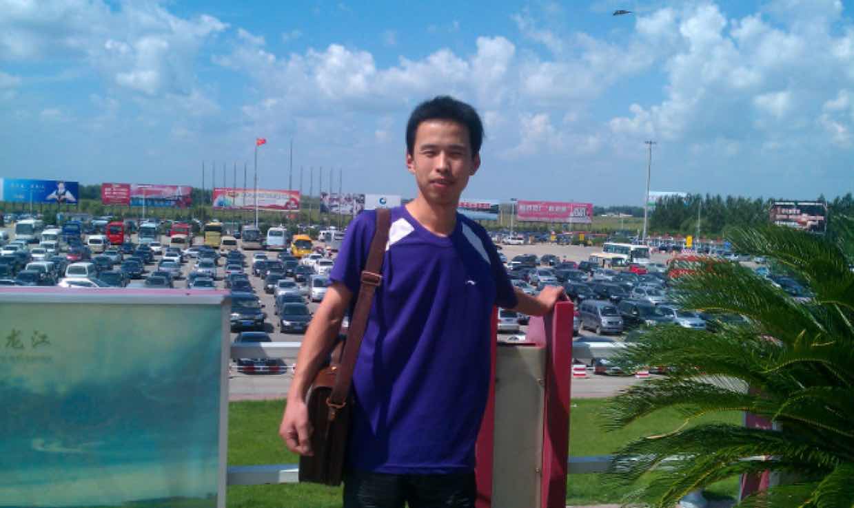 河北卓骏橡塑：谢士锐铝木窗复合条