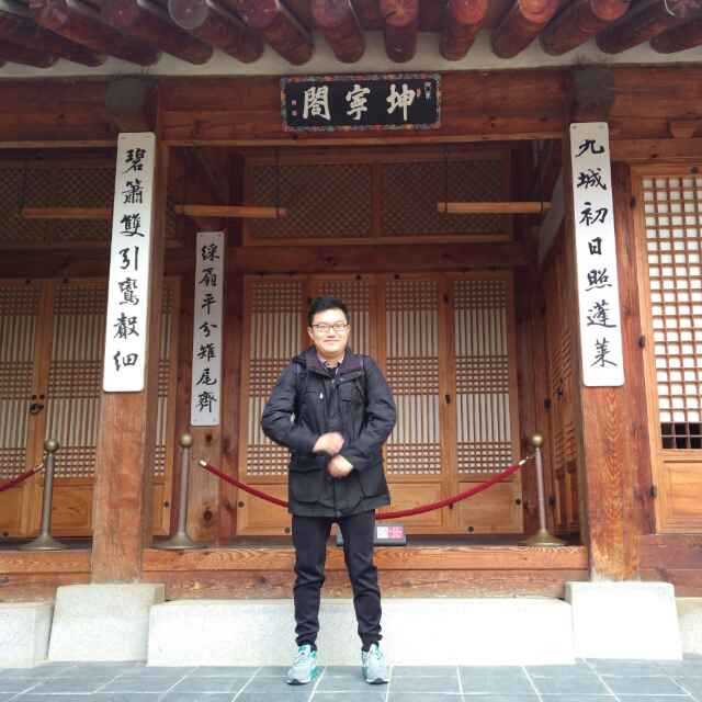 邓方兴