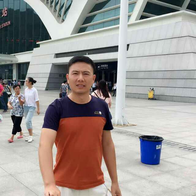 张新林