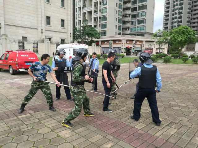 安巡装备制服批发