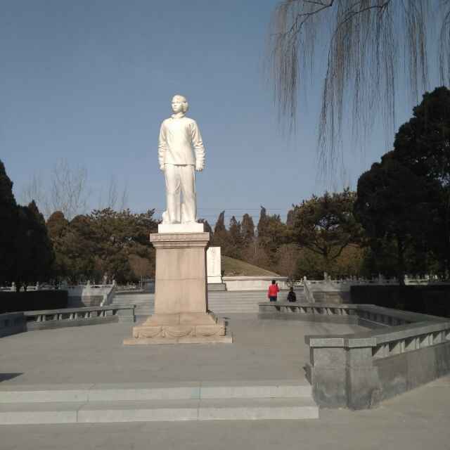 雄宏庆典任二宝15135478365