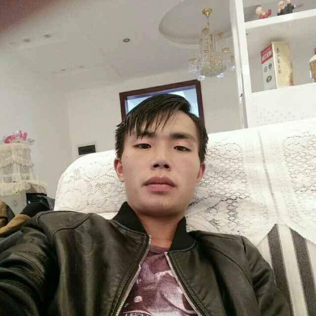 吾自奔腾