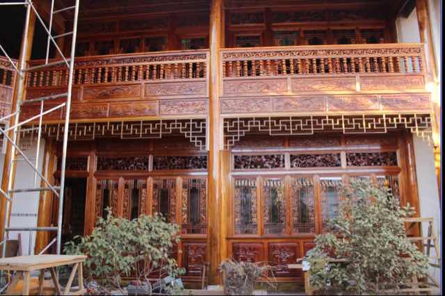 黄云。仿古建筑雕花设计工艺品制作
