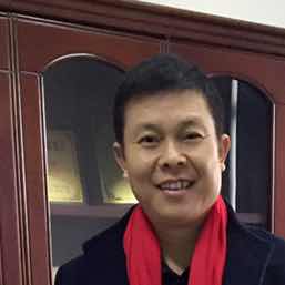健康使者＝李鹰
