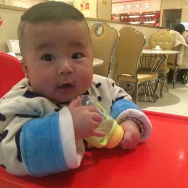 YU宸