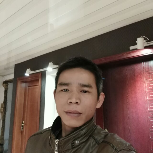 盛隆门业蒙世和