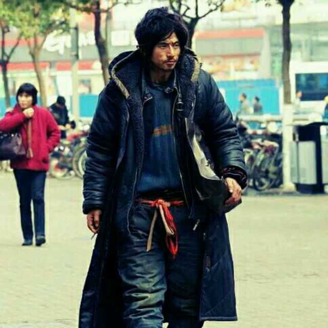 西红士