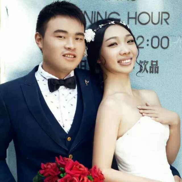 安 、同乐咯在家里
