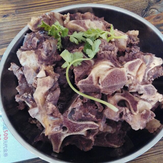 亮之都美味饭馆